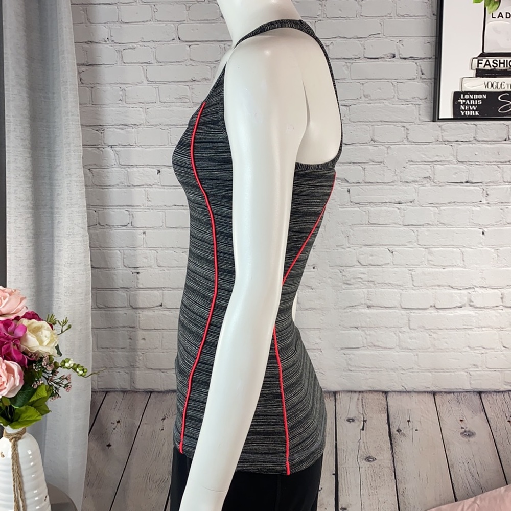 UNDER ARMOUR All Season Gear Black/Gray: Orange Razorback Tank Top Size: XS - Picture 4 of 17